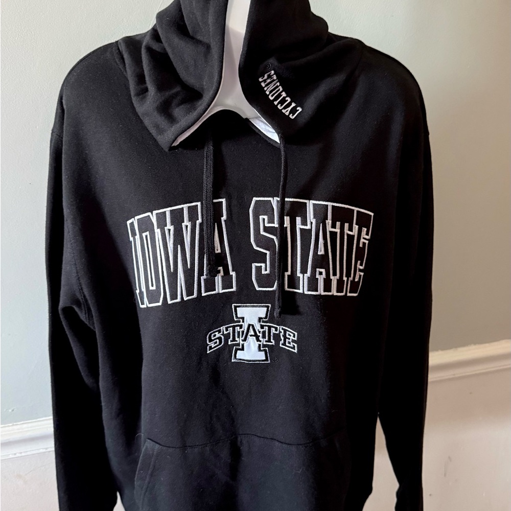 Colosseum Black Hoodie - Iowa State